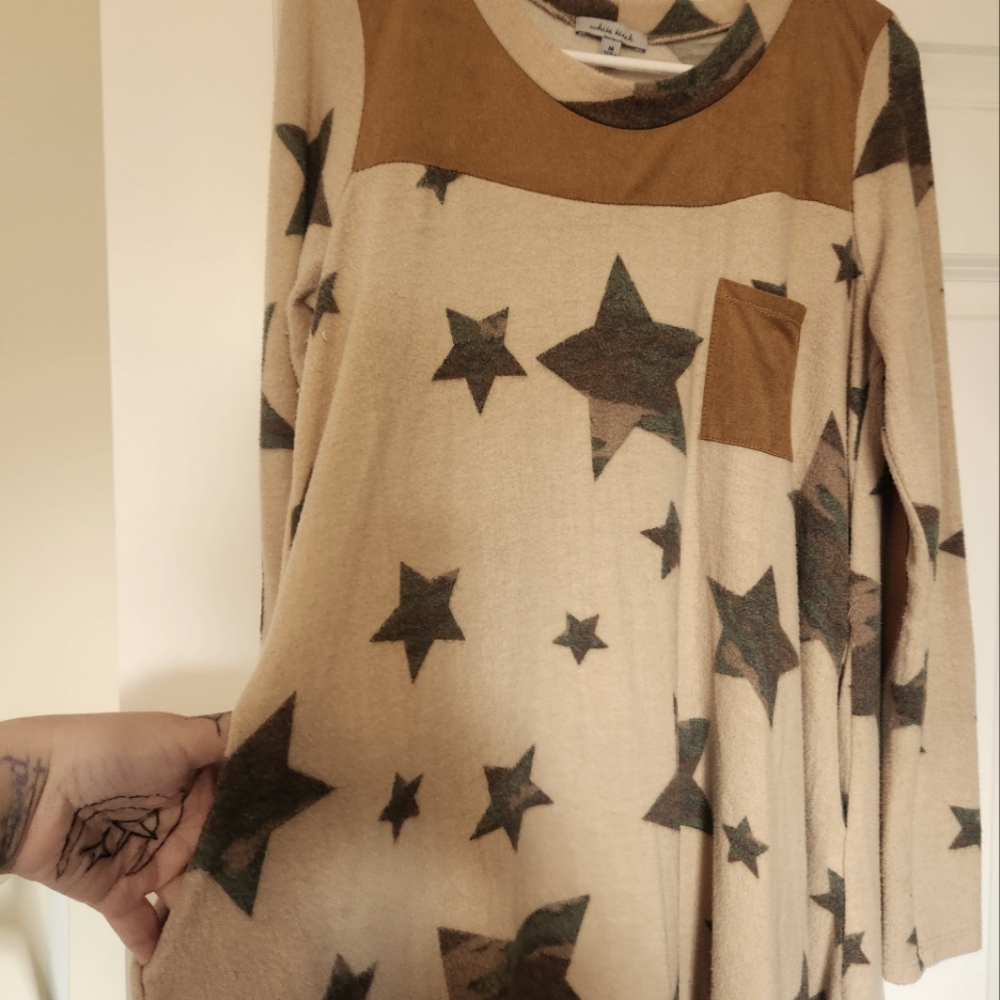 Camo star print dress